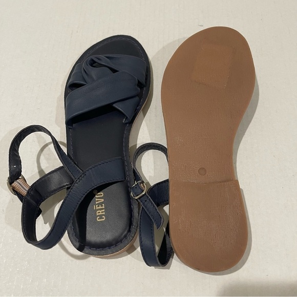 Women’s Crevo Lark Blue Leather Sandals Size 8.5 US! - Picture 6 of 10
